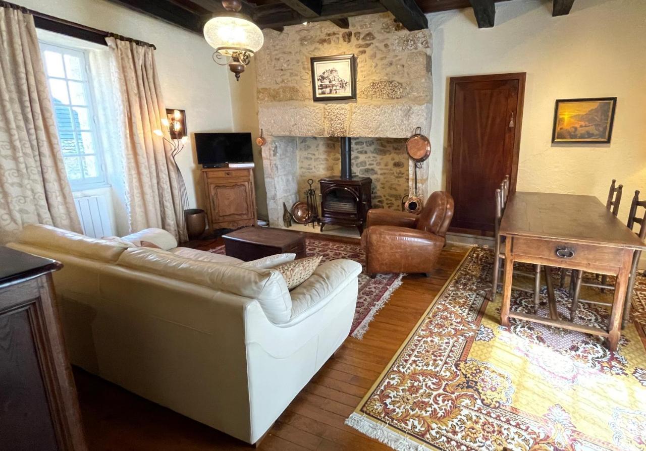 La Petite Maison Beynac-et-Cazenac ภายนอก รูปภาพ